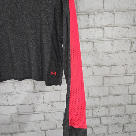 Under Armour long sleeve tee - Picture 9 of 15